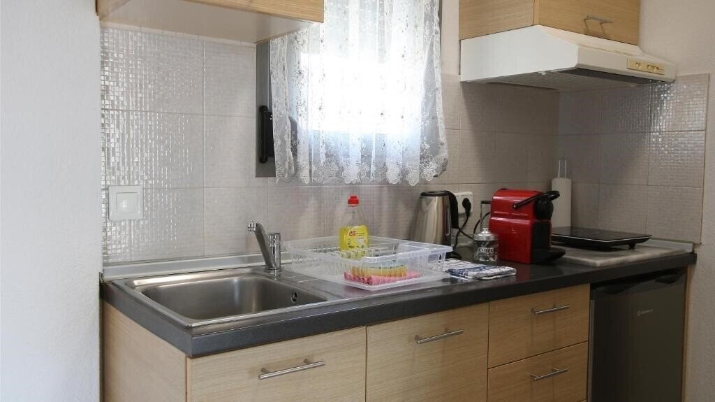 Zdjęcie Evilion Hotel 2*