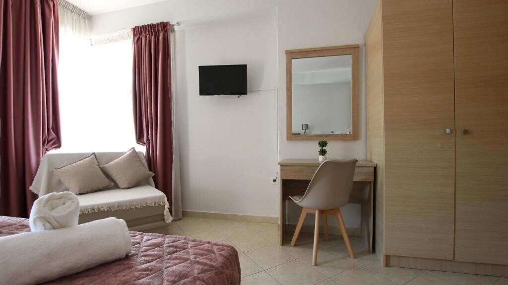 Zdjęcie Evilion Hotel 2*