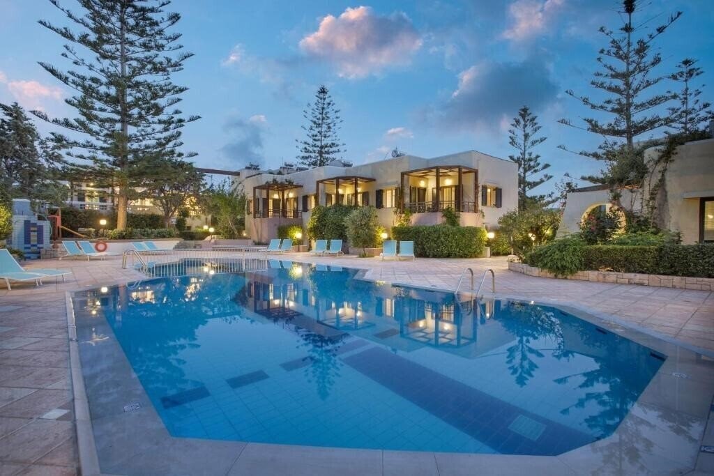 Фото Your Memories Hotel & Apartments 3*