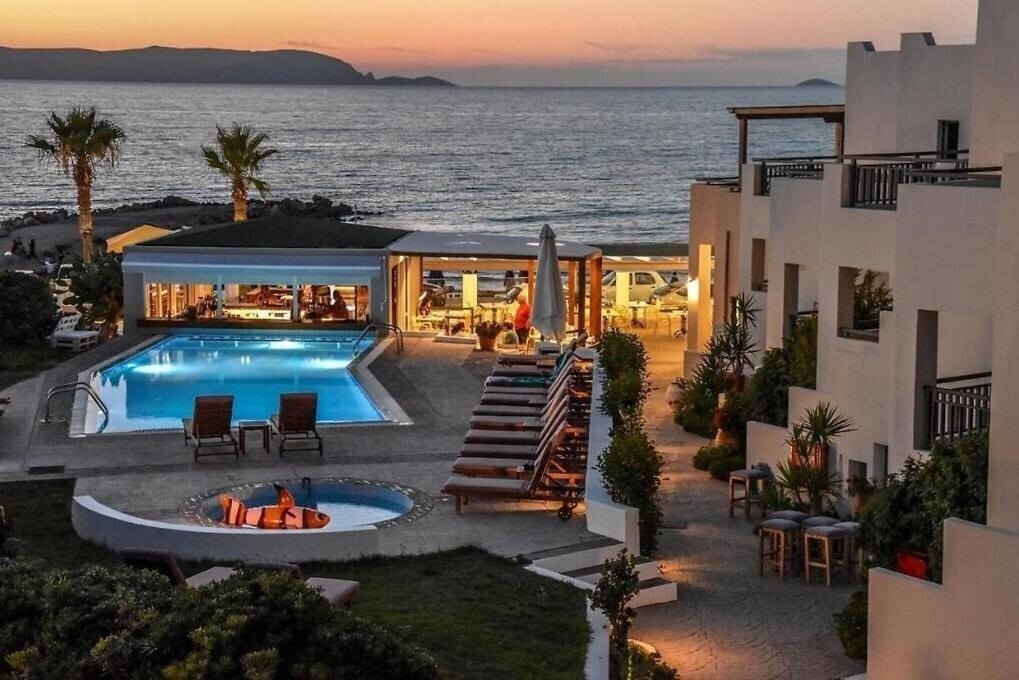 Hotel Yria Beach Hotel 4*