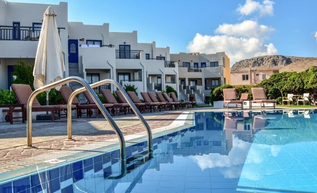 Zdjęcie Yria Beach Hotel 4*