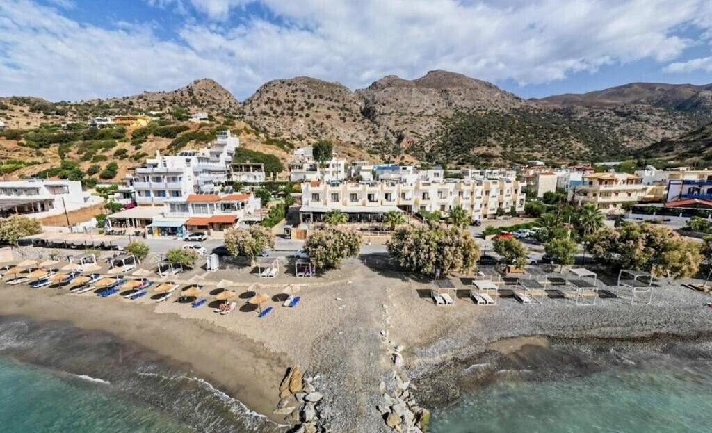 Отель Triton Authentic Cretan Hotel 4*