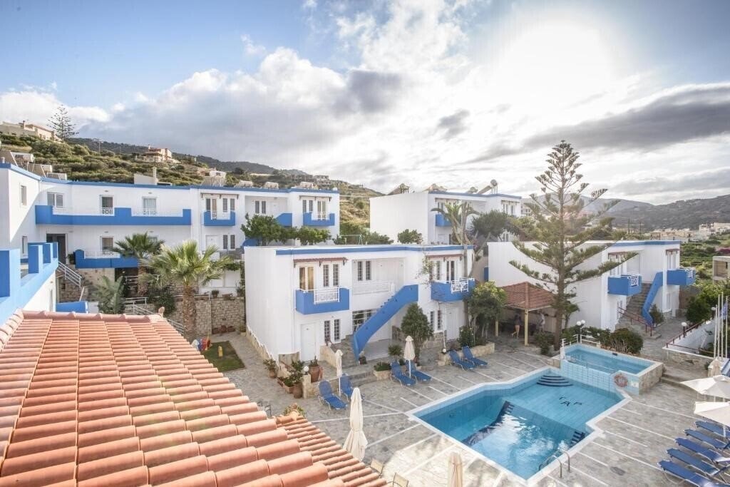 Zdjęcie Belvedere Apartment 3*