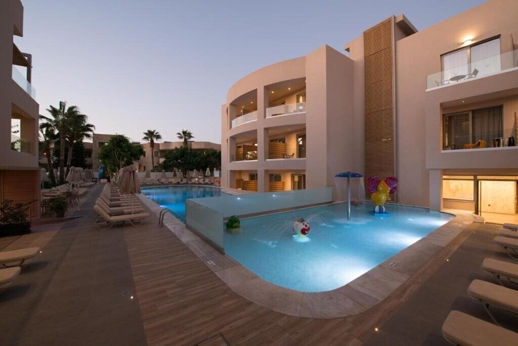 Фото Cactus Beach 4*