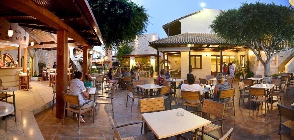 Фотография Cactus Beach 4*