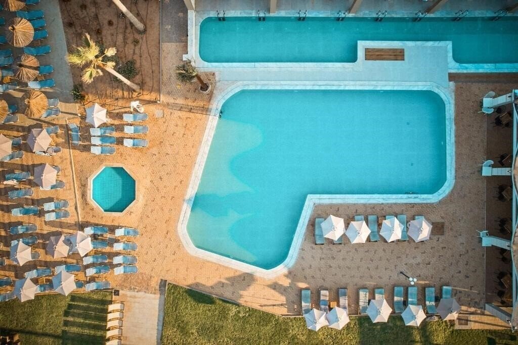 Картинка Malia Bay Beach Hotel & Bungalows 4*