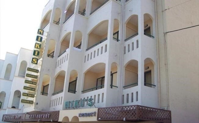 Готель Nikis Hotel 2*