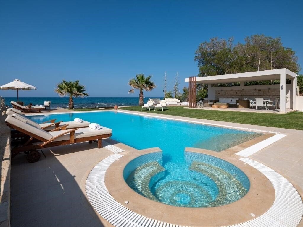 Hotel Hersonissos Beach Villa 4*