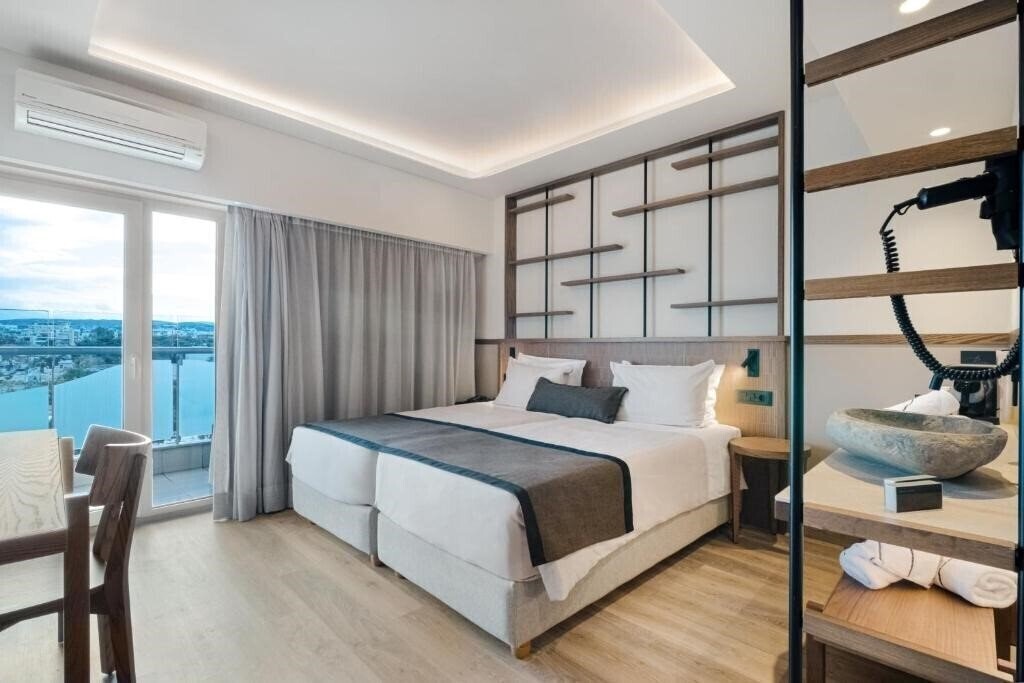 Hotel Capsis Astoria Hotel 4*