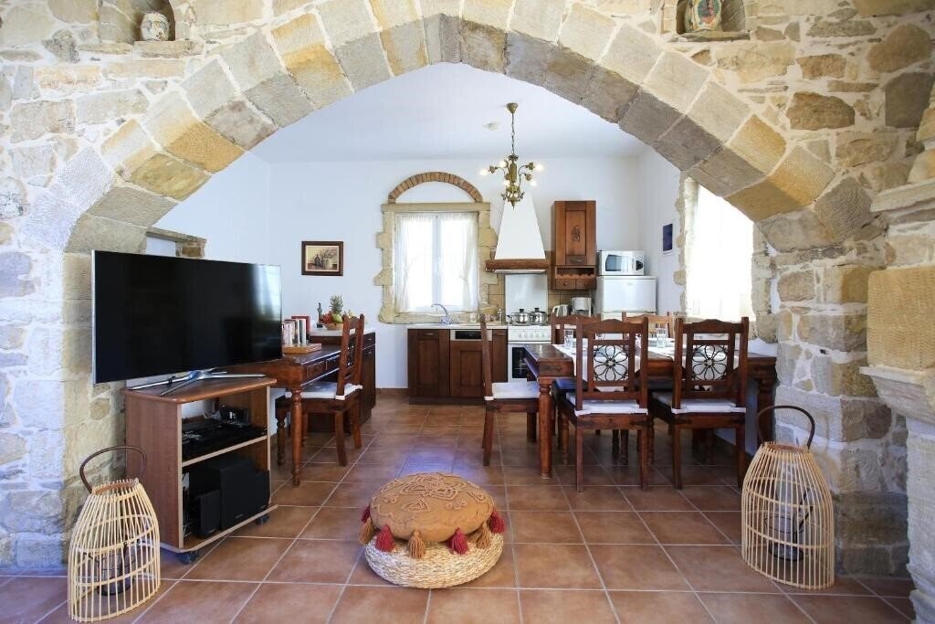 Zdjęcie Villa Phaestias 4*