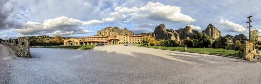 Картинка Grand Meteora Hotel 4*