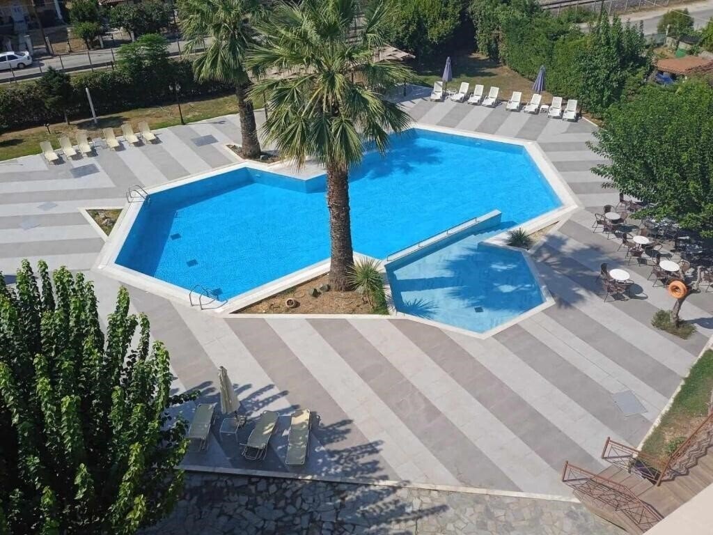 Zdjęcie Orfeas 3*