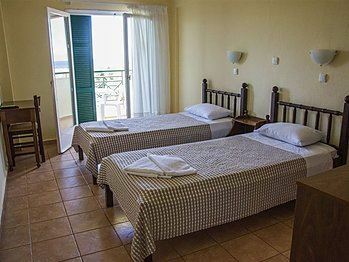 Фотография Julia Hotel 3*