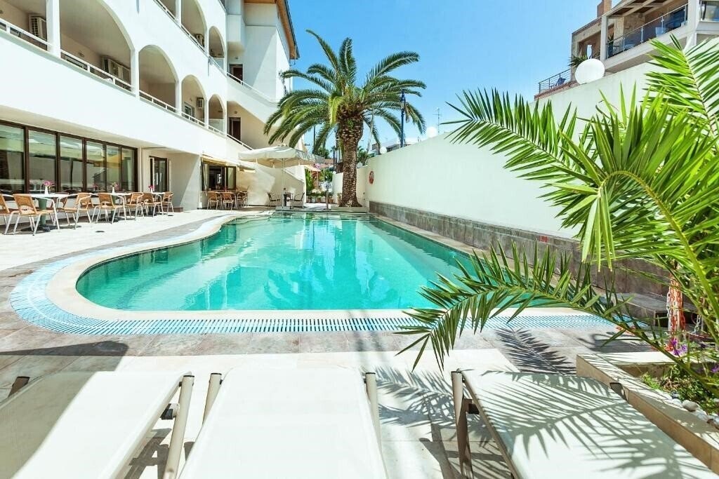 Hotel Elinotel Polis 3*