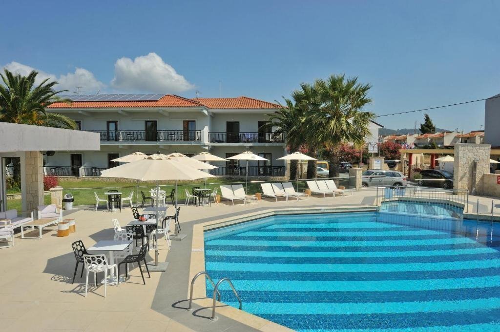 Готель Aristotelis Hotel 2*