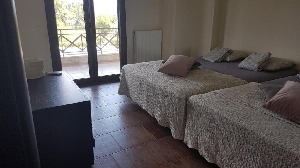 Фотографія Paradise Hotel Kriopigi 3*