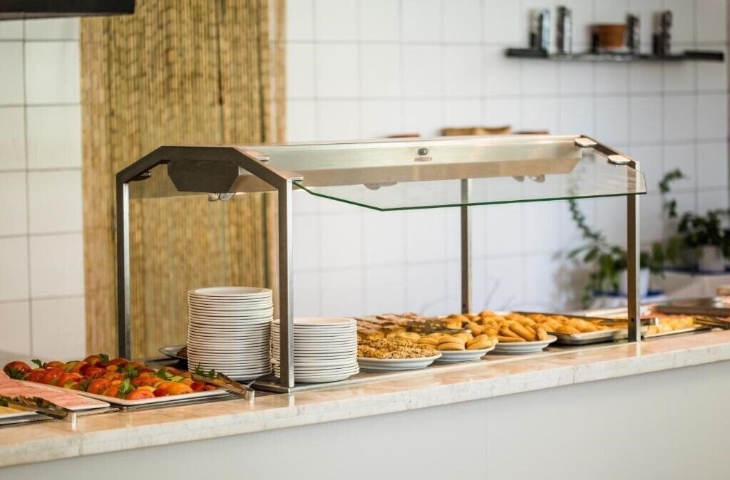 Zdjęcie Golden Beach Hotel-Apartments 2*