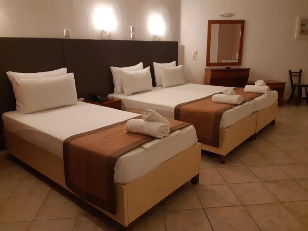 Zdjęcie Ilios Hotel 3*