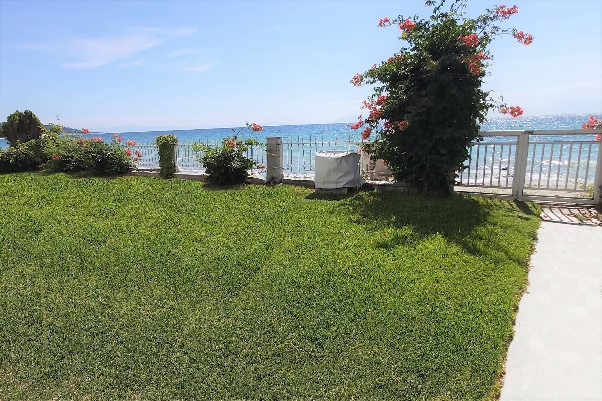 Зображення Evlogia Hotel Seafront & Anex by Greek Pride (ex. Greek Pride Evlogia Seaside, Greek Pride Seafront, Evlogia Hotel by Greek Pride) 4*