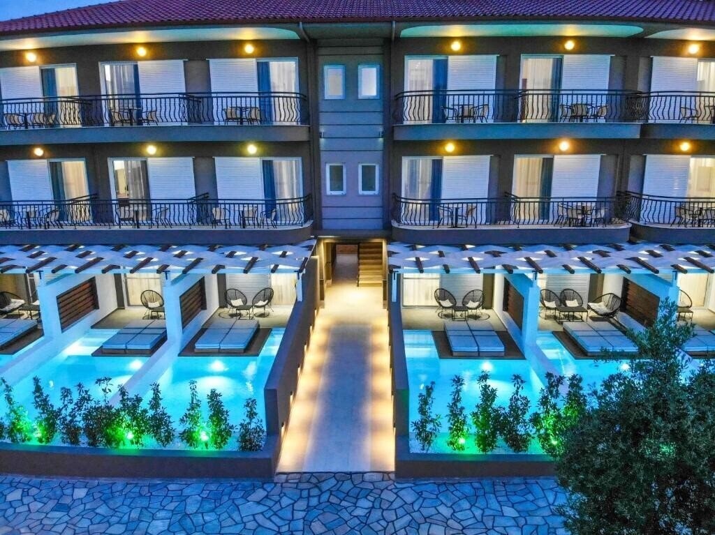 Hotel Royal Hotel & Suites (ex. Royal Hotel) 4*