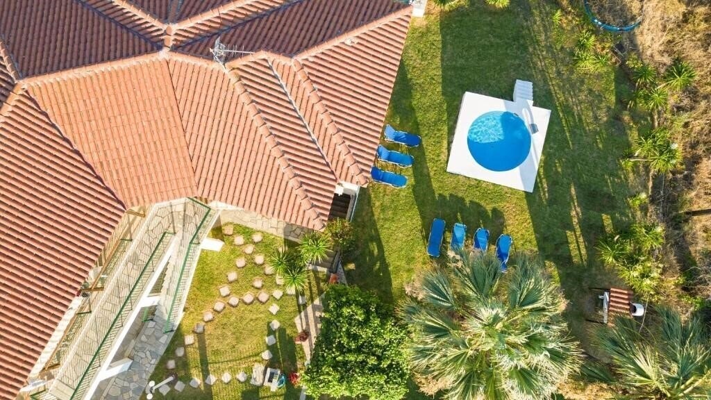 Zdjęcie Skioni Studio 3*