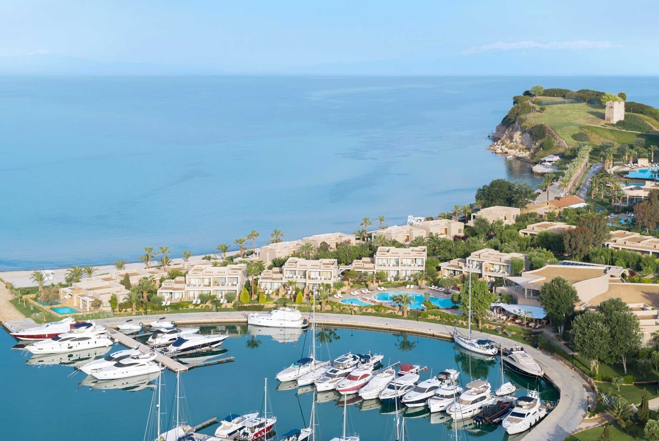 Готель Sani Asterias Suites 5*