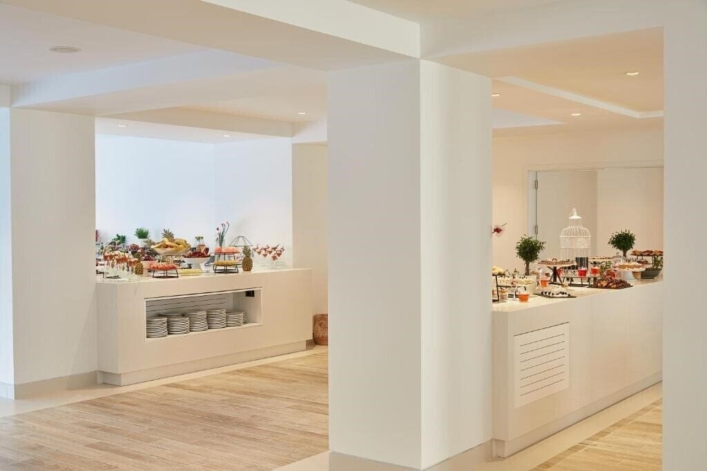 Картинка Grecotel Pella Beach 4*