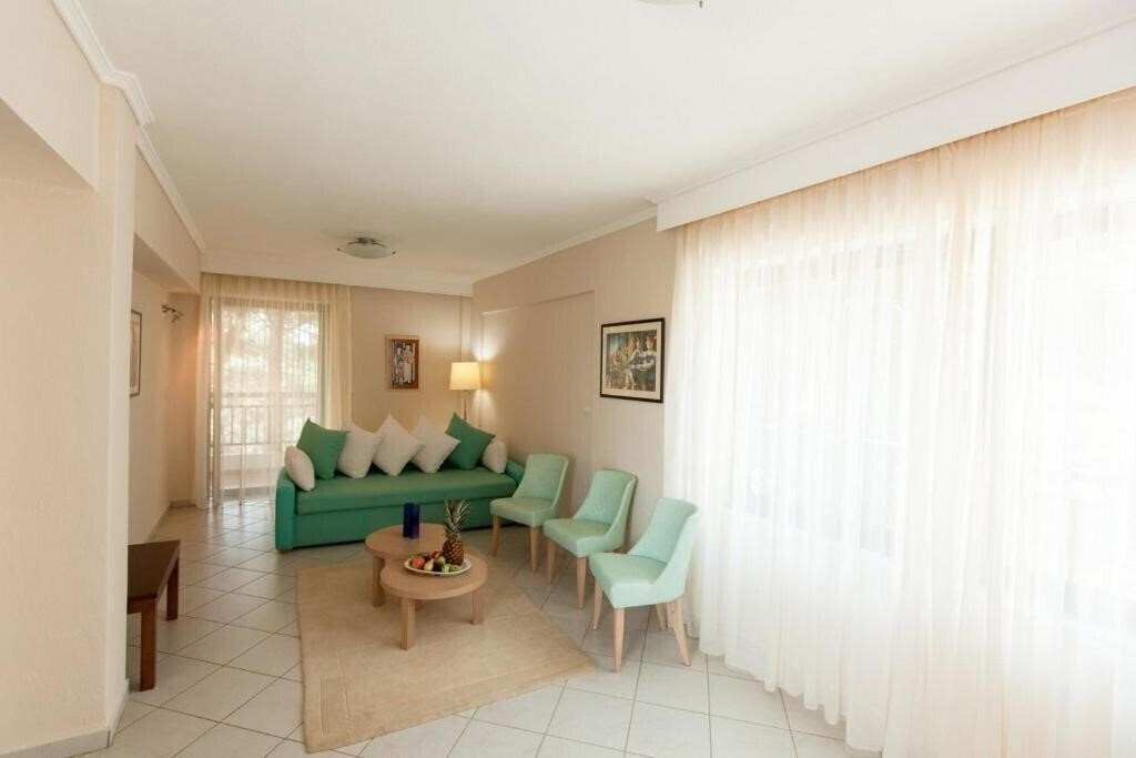 Zdjęcia Kassandra Mare 3*