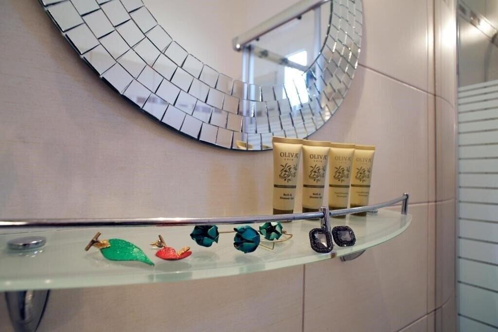 Zdjęcie Stratos Hotel 3*