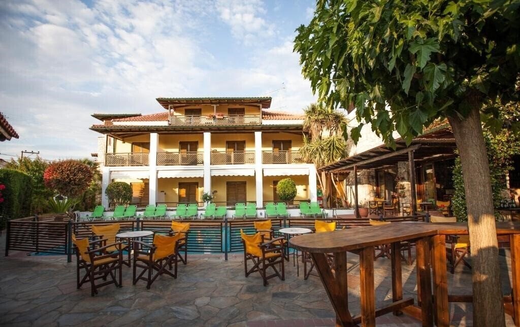Готель Ammon Garden 3*