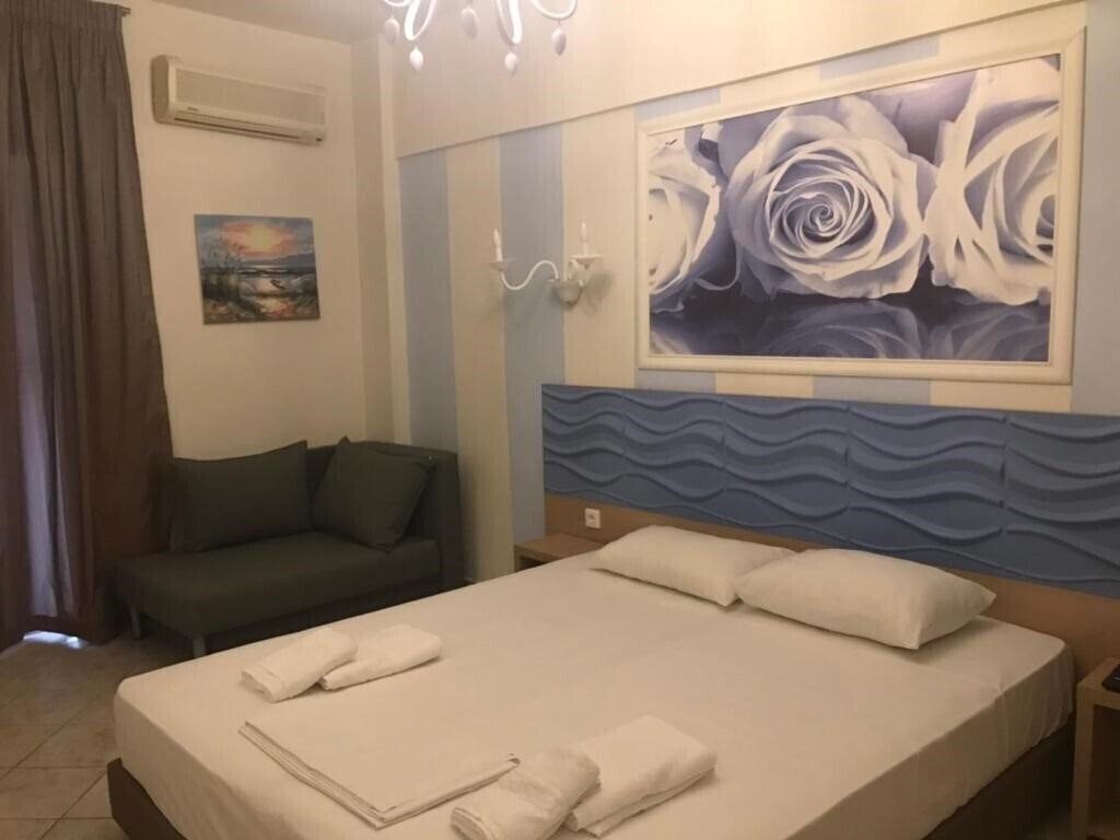 Zdjęcie Leonidas Apartments 3*