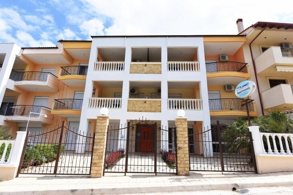Hotel Eleonas Apartments Apt 2*