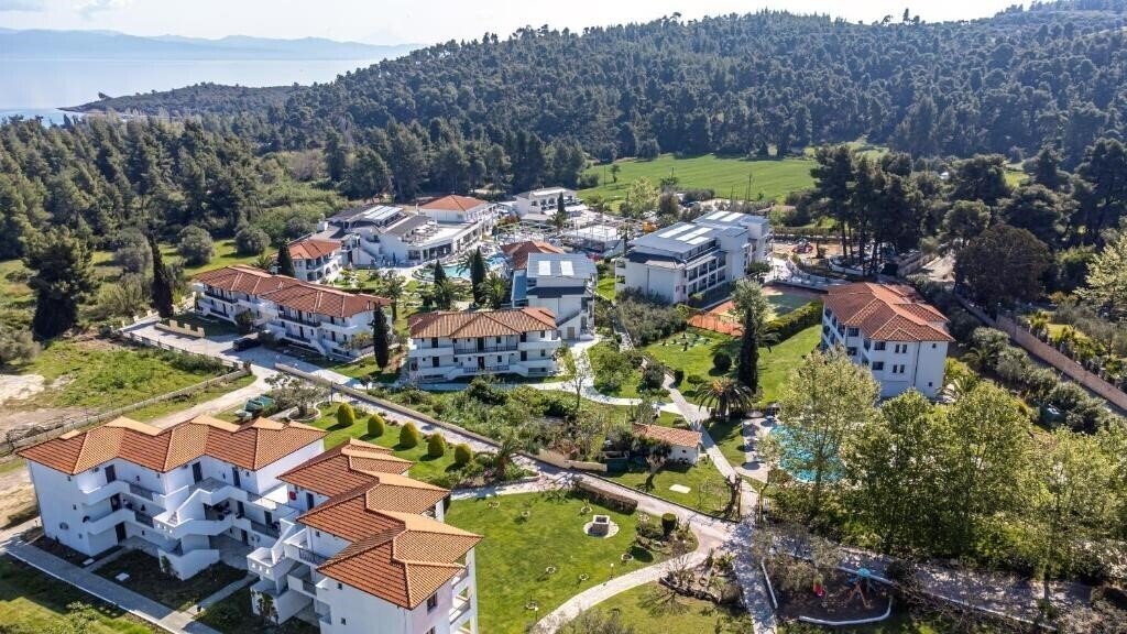 Hotel Chrousso Village Hotel 4*