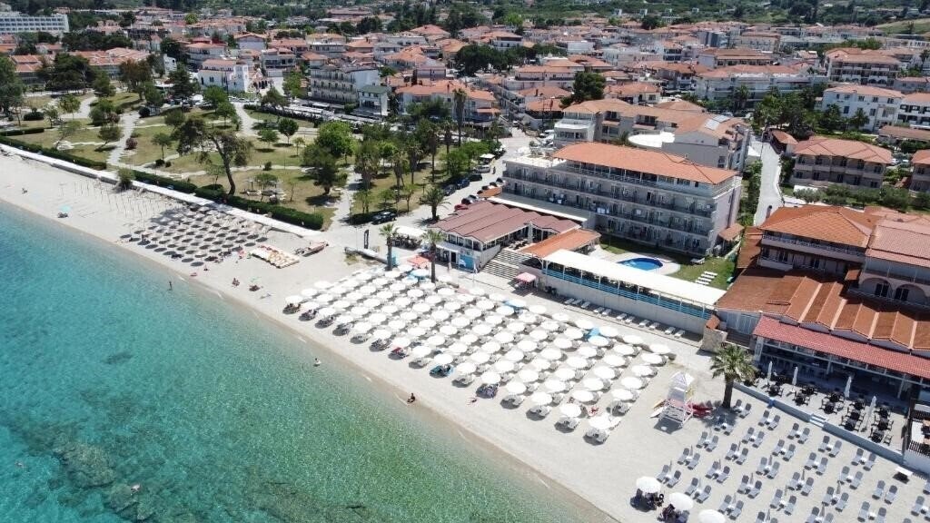 Готель Grandotel Hanioti 4*
