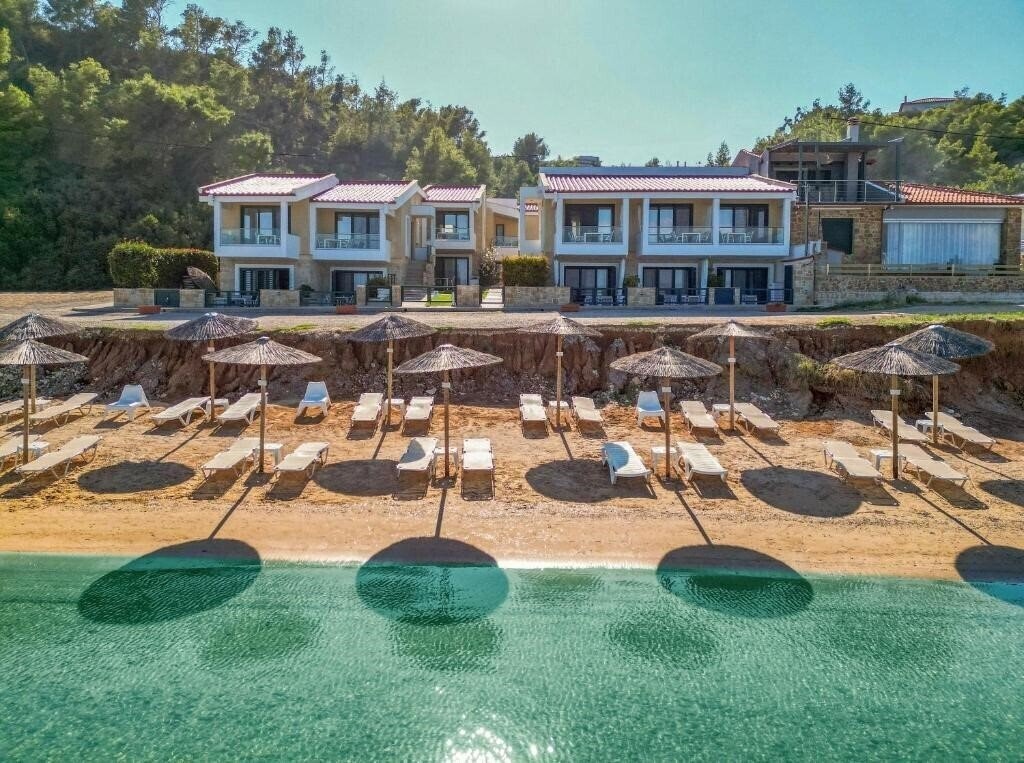 Hotel Elpiniki Luxury Apartments 3*