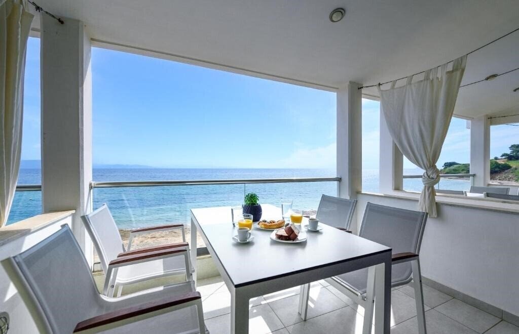 Zdjęcia Elpiniki Luxury Apartments 3*