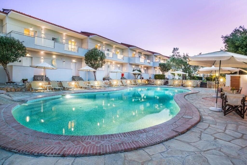 Hotel Nikiforos Village 3*