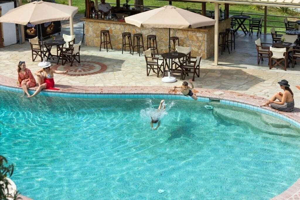 Zdjęcie Nikiforos Village 3*