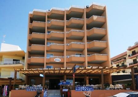 Готель Pegasus Hotel Apartments 2*