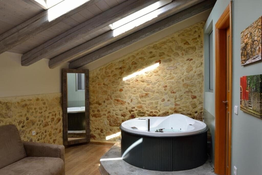 Hotel Elia Kentron Suites 4*