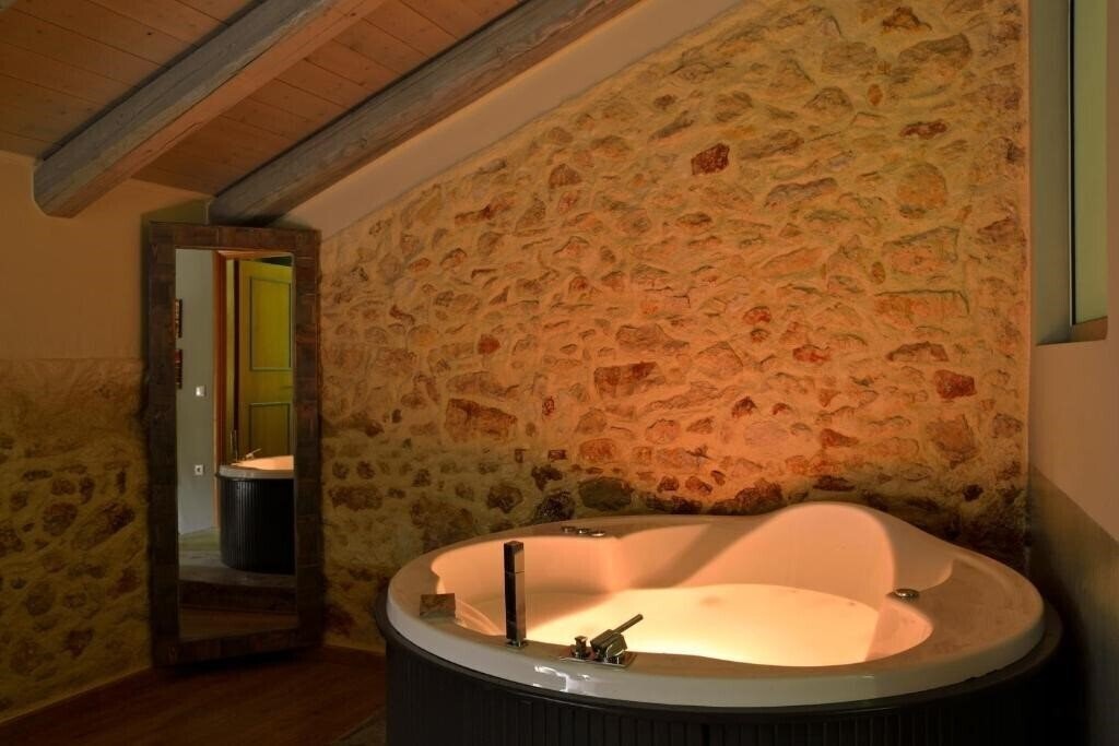 Zdjęcie Elia Kentron Suites 4*