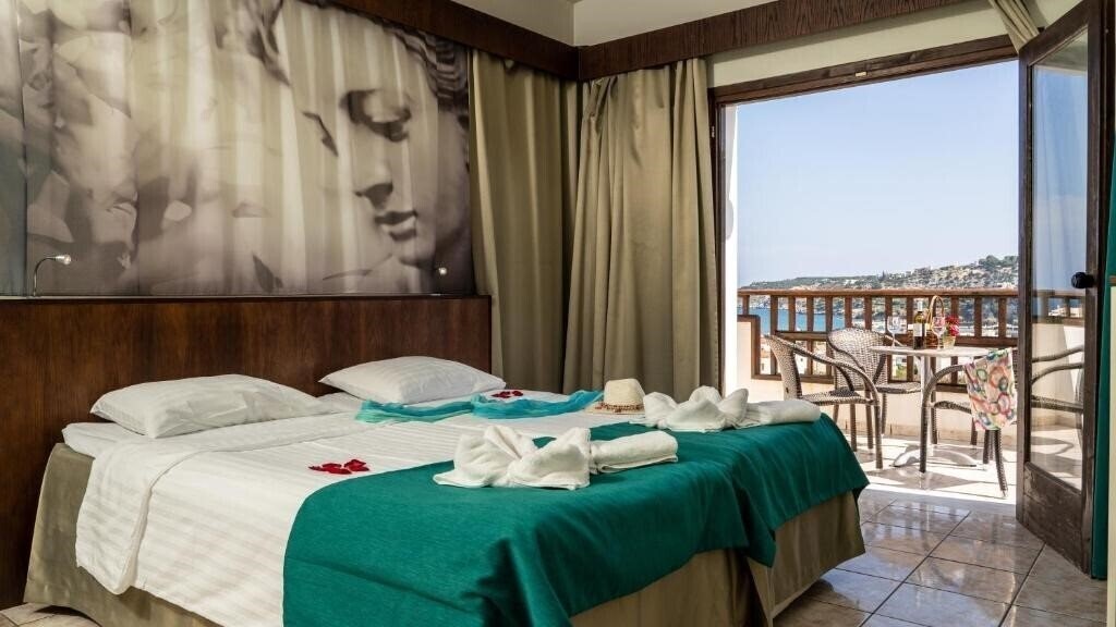 Фото Almyrida Village & Water Park 3*