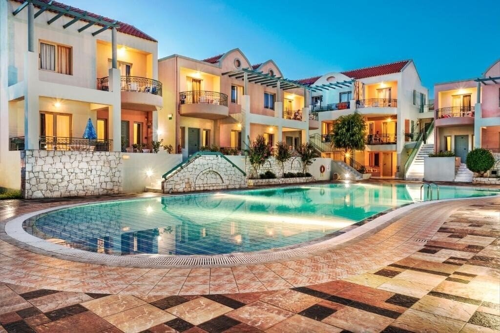 Отель Lotus Hotel Apartments 4*