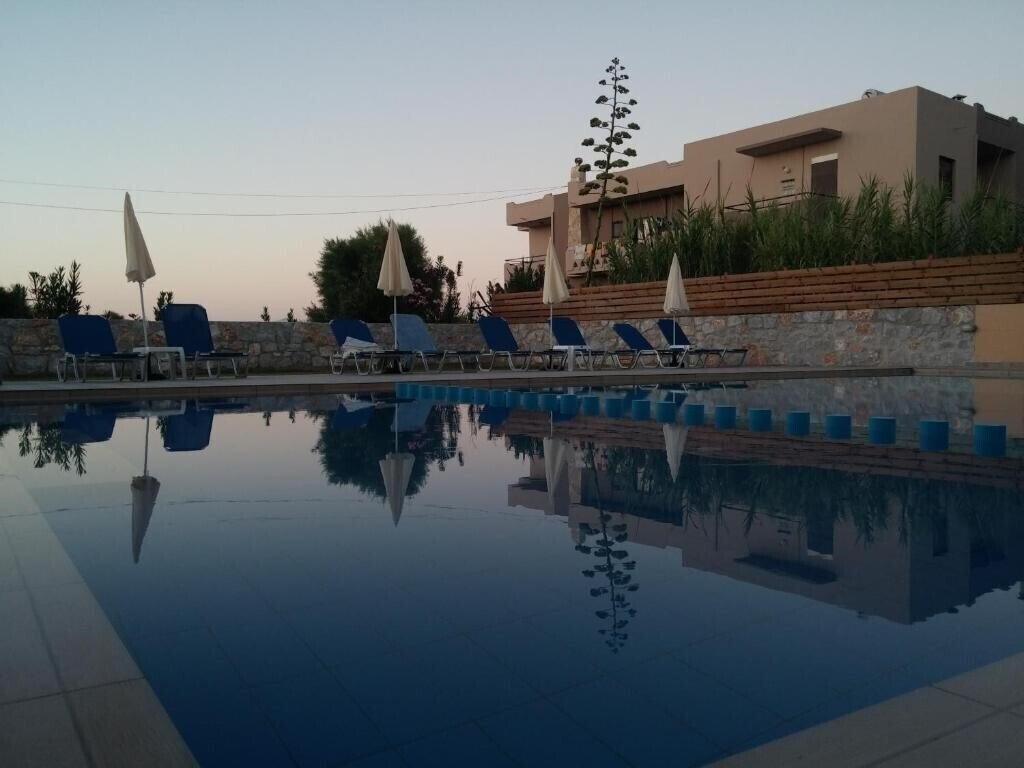 Готель Gerona Mare 3*