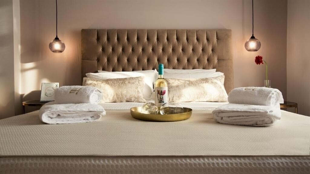 Готель Plaza 1866 Superior City Rooms + 3*