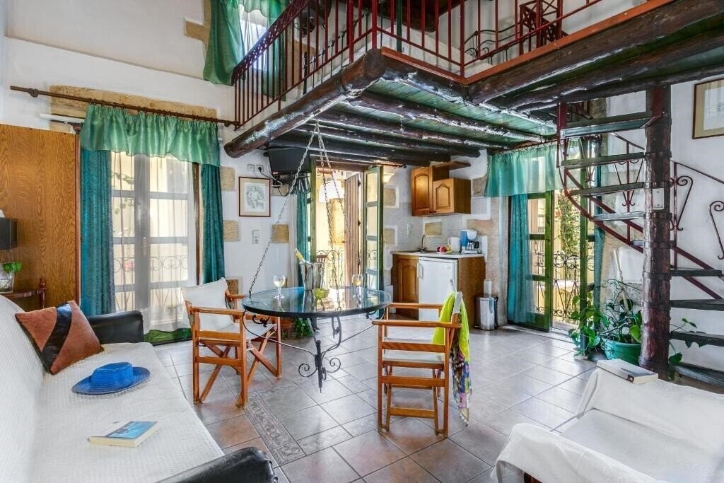 Zdjęcia Captain Vasilis Hotel + 3*