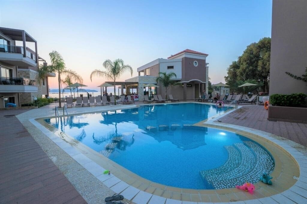 Зображення Golden Bay Suites 3*