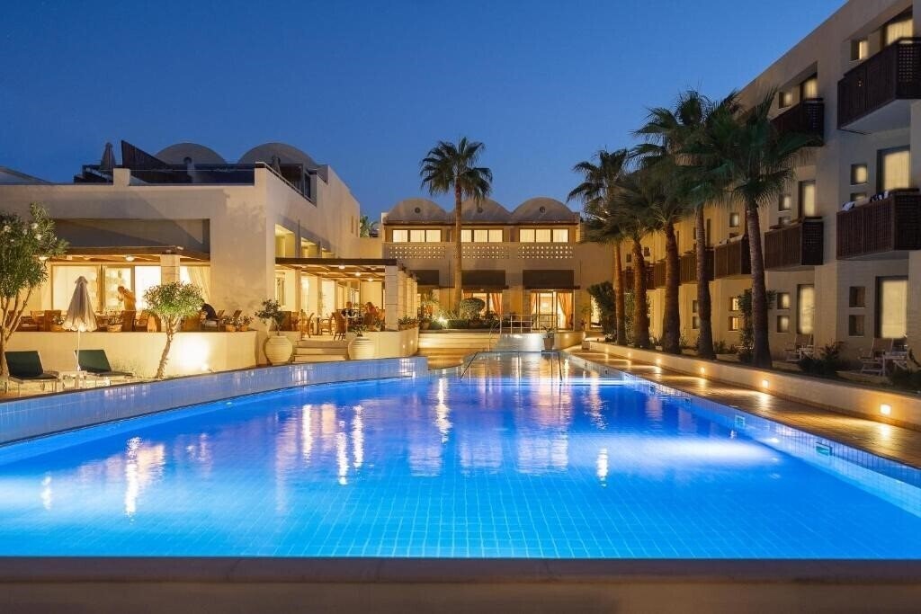 Фотографія Giannoulis Santa Marina Plaza 4*