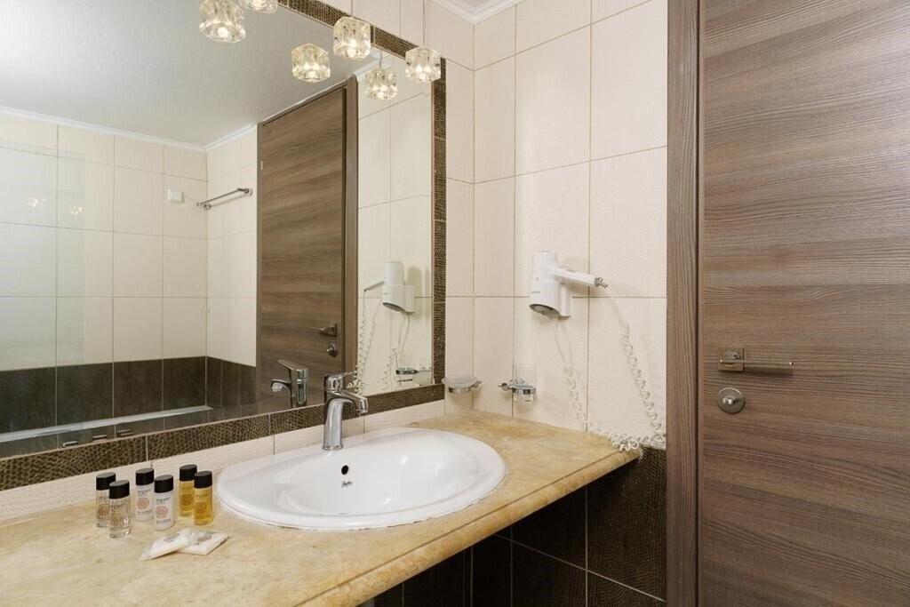 Zdjęcia Palmariva Beach Hotel 4*