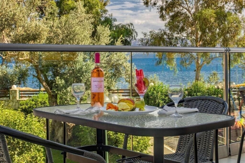 Zdjęcie Evia Riviera Resort (ex. Amarynthos Resort) 3*